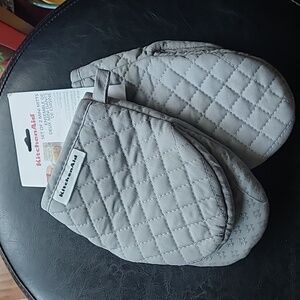 KitchenAid Mini Mitts